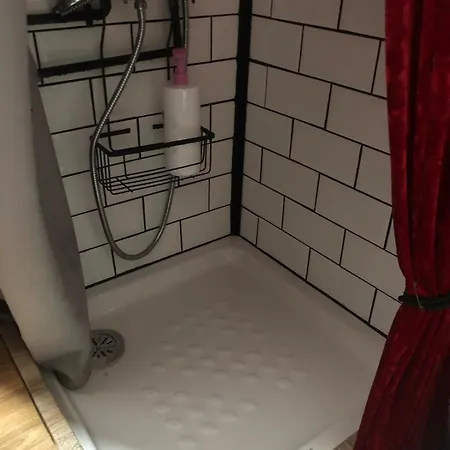 Piso Pareja Kamp alanı *